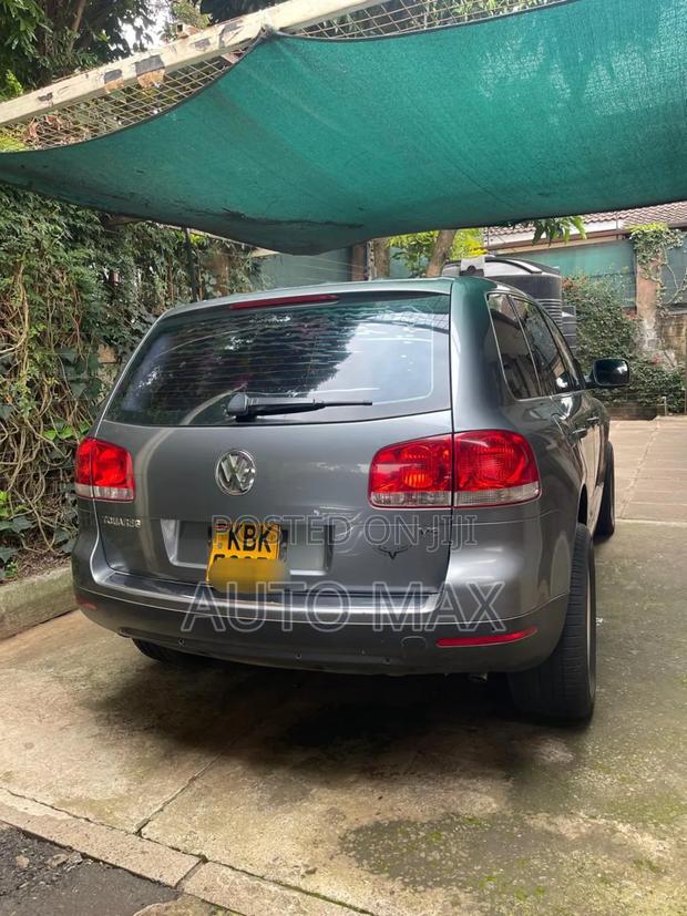 Volkswagen Touareg 3.2 Automatic 2006 Gray