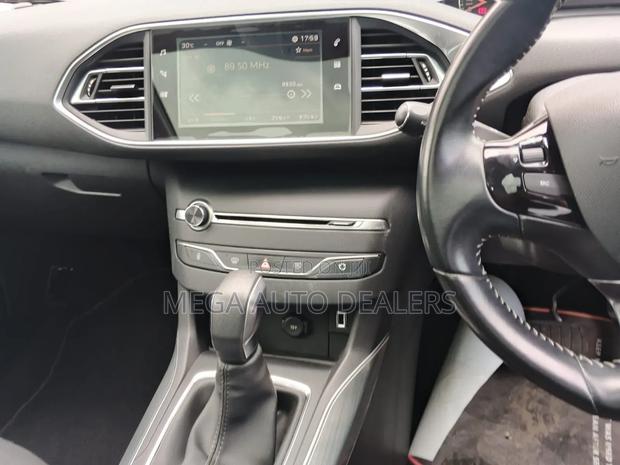 Peugeot 308 2018