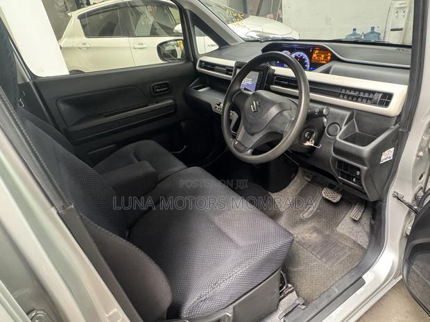 Suzuki Wagon R 2019 Silver