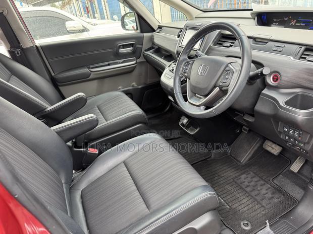 Honda Freed 2019 Red