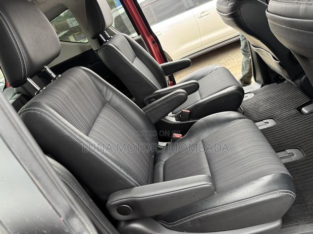 Honda Freed 2019 Red