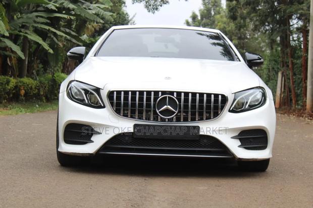 Mercedes-Benz E400 2019 White