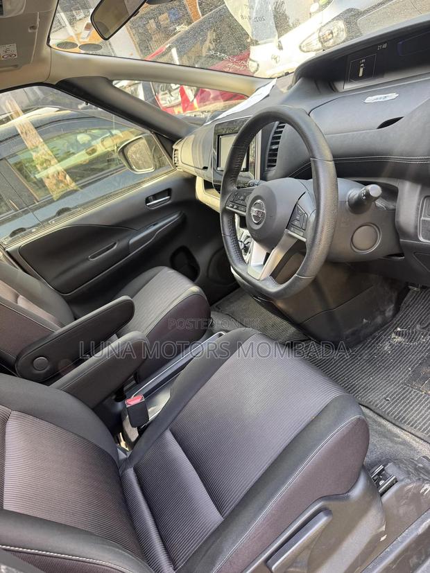Nissan Serena 2019 Black