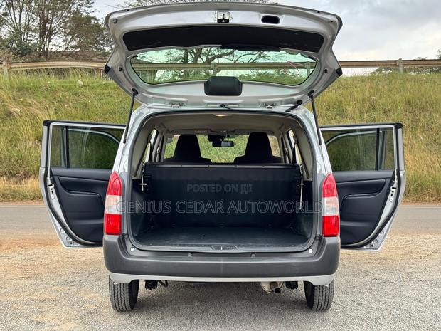 Toyota Probox 2018 Silver