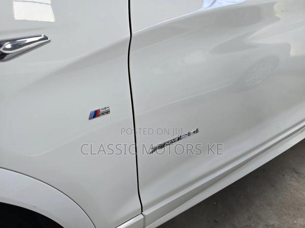 BMW X3 xDrive30i AWD 2018 White