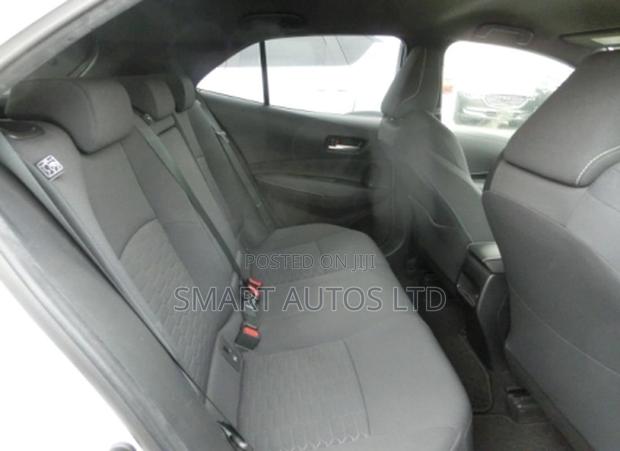 Toyota Corolla 2018 White