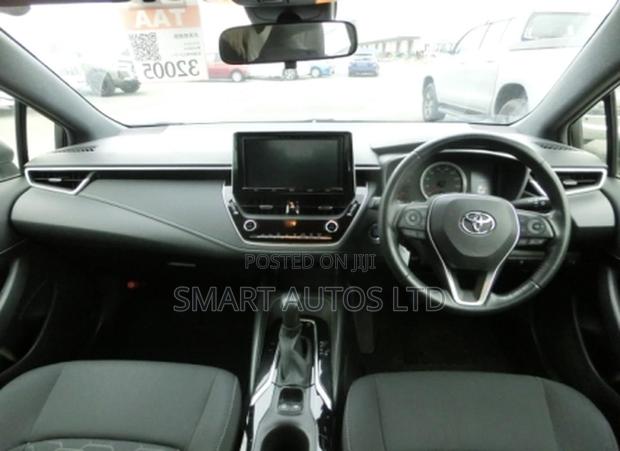 Toyota Corolla 2018 White