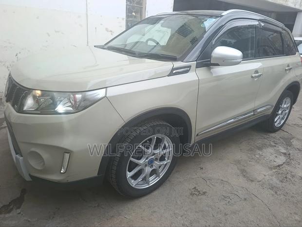 Suzuki Escudo 2018 Gold