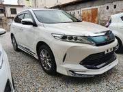 Toyota Harrier 2018 White for sale