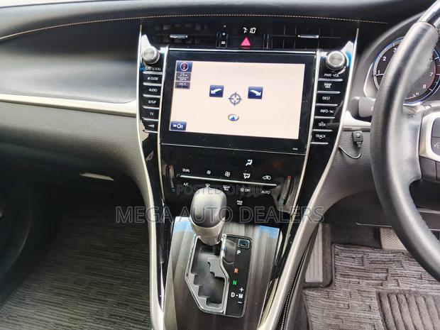 Toyota Harrier 2018 White