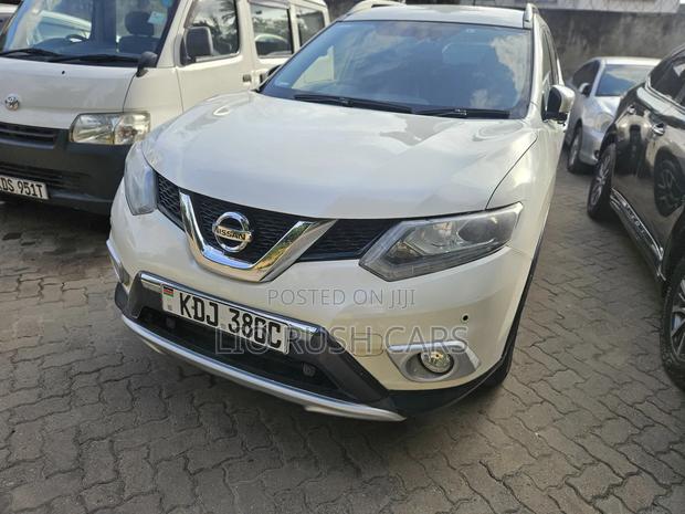 Nissan X-Trail 2016 White