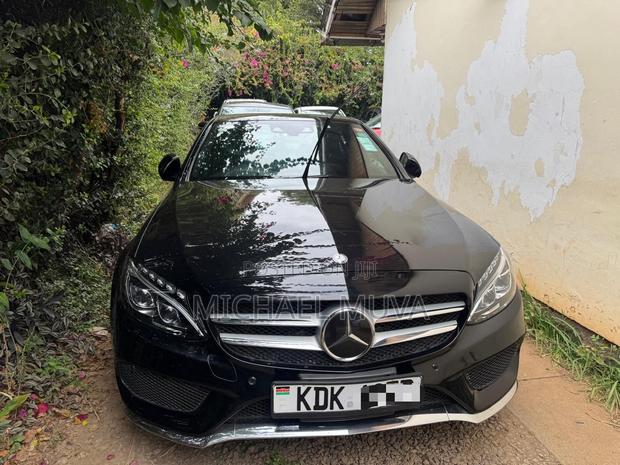 Mercedes-Benz C200 2015 Black