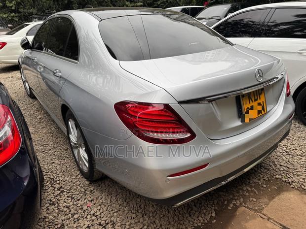 Mercedes-Benz E250 2017 Silver