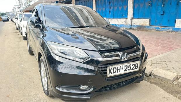 Honda Vezel 2015 Black