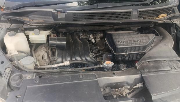 Nissan Serena 2017 Blue
