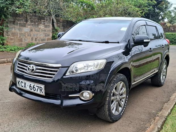 Toyota Vanguard 2012 Black