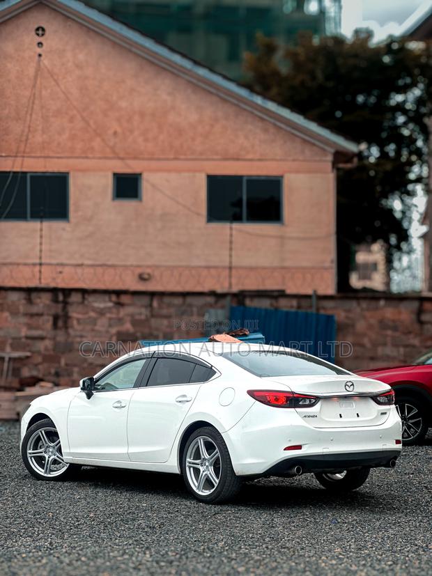 Mazda Atenza 2018 White