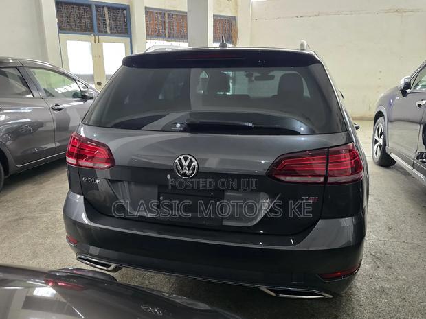 Volkswagen Golf Variant 2019 Gray