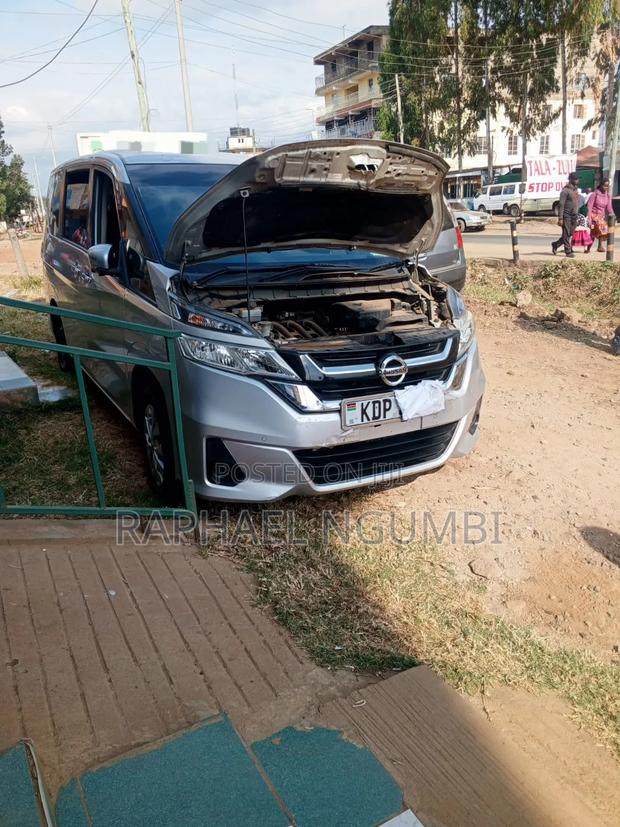 New Nissan Serena 2017 Silver