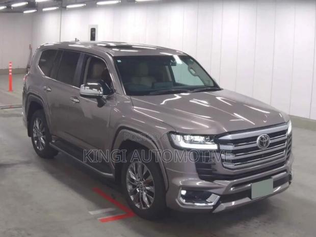 Toyota Land Cruiser 2024 Gray