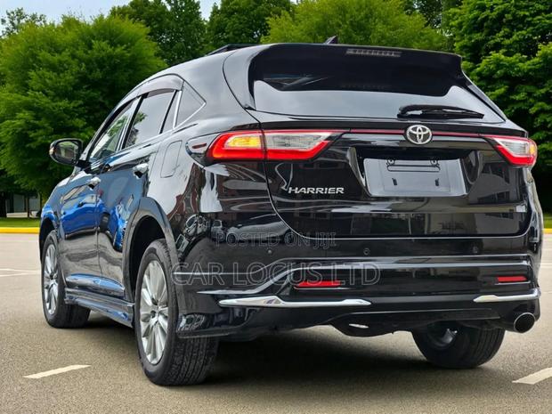 Toyota Harrier 2.0 2019 Black