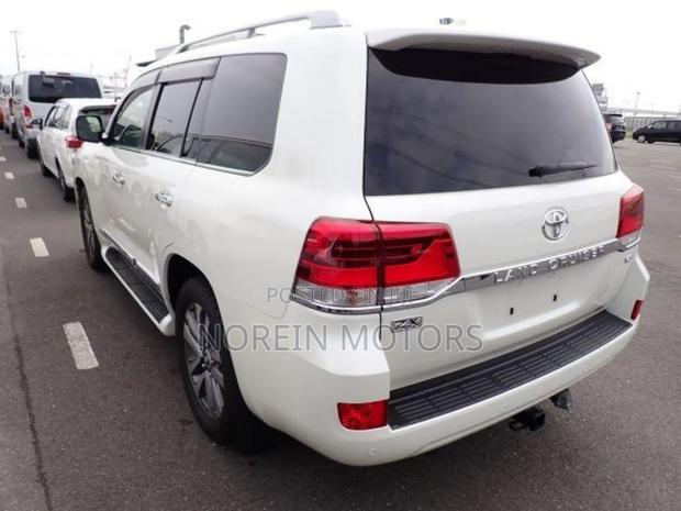 Toyota Land Cruiser 2019 Pearl