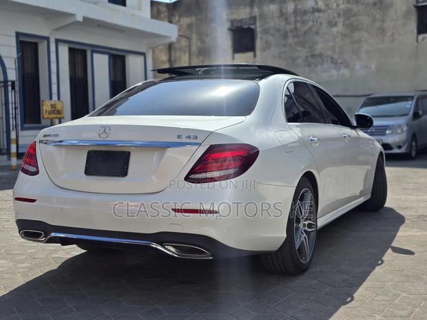 Mercedes-Benz E43 AMG 3.0 AWD 2017 White