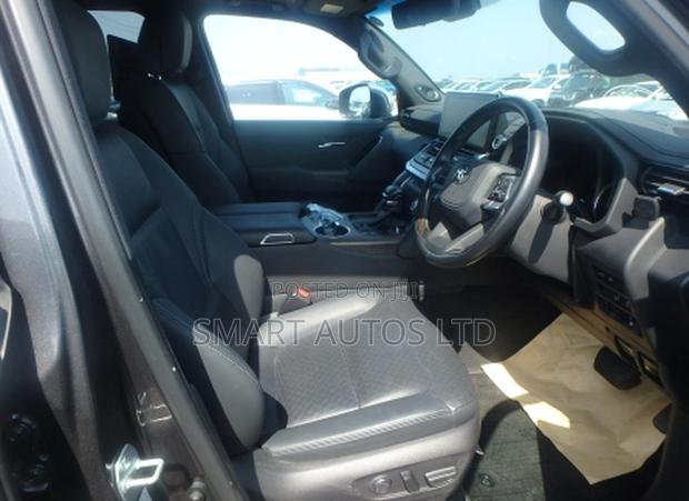 Toyota Land Cruiser 3.5 Petrol 4WD 2022 Gray