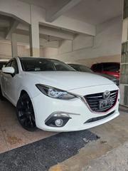 Mazda Axela 2016 White for sale