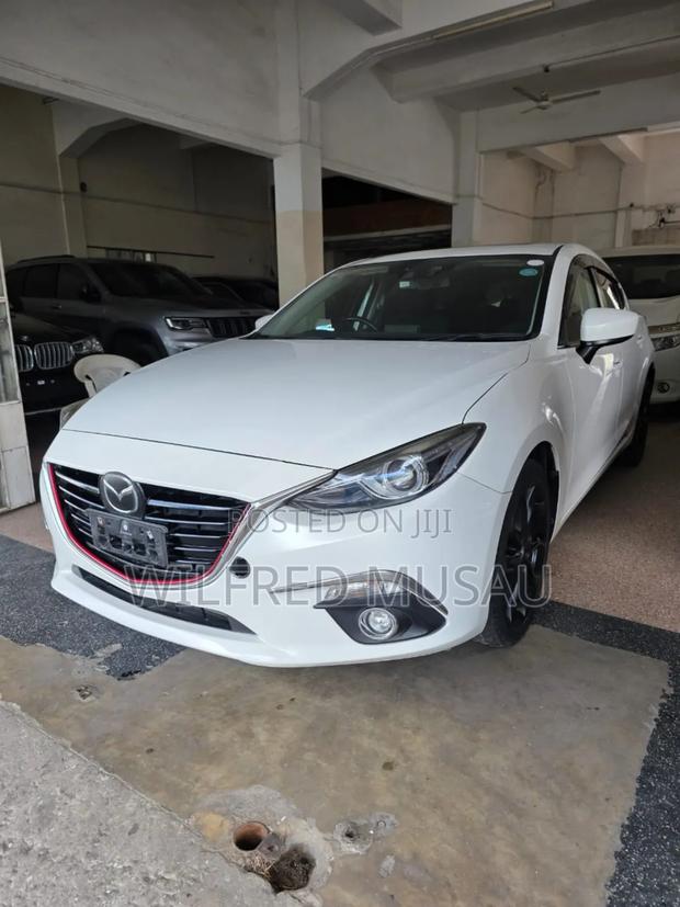 Mazda Axela 2016 White