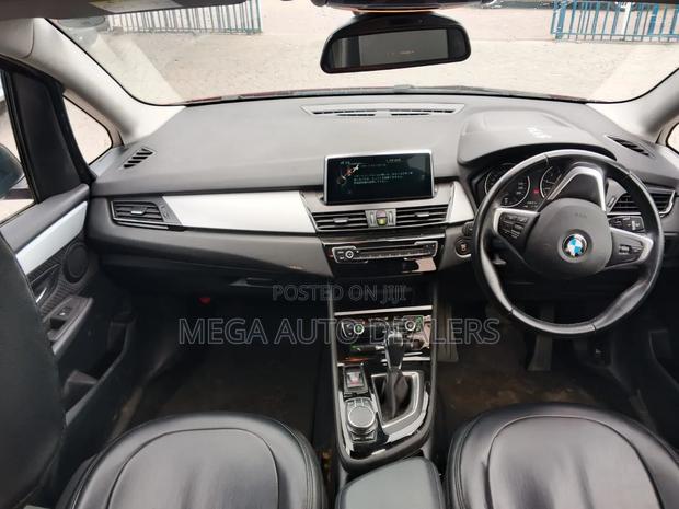 BMW 218i 2018 Red