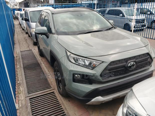Toyota RAV4 2018 Gray