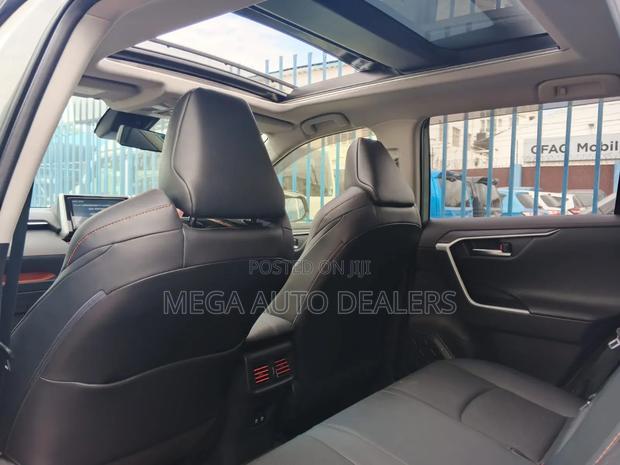 Toyota RAV4 2018 Gray
