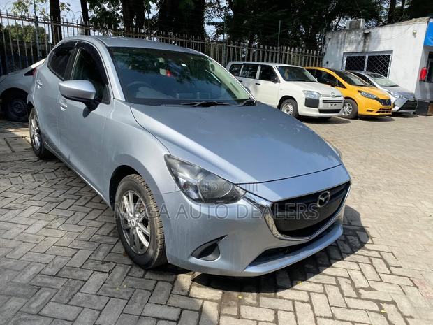 Mazda Demio 2018 Gray