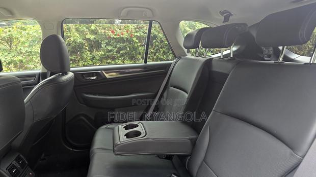 Subaru Outback 2.5i Touring AWD 2018 Silver