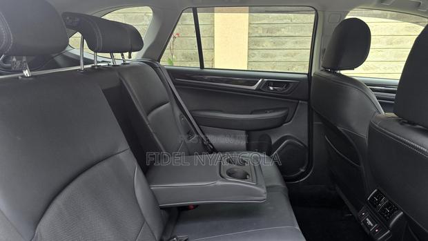 Subaru Outback 2.5i Touring AWD 2018 Silver