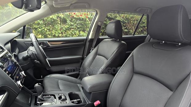 Subaru Outback 2.5i Touring AWD 2018 Silver