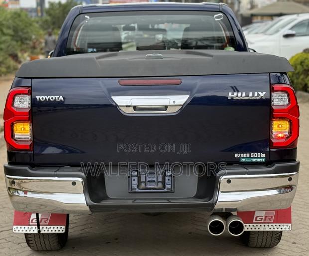 Toyota Hilux 2.4 Diesel 2020 Blue