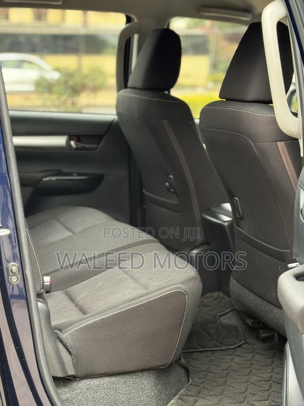 Toyota Hilux 2.4 Diesel 2020 Blue