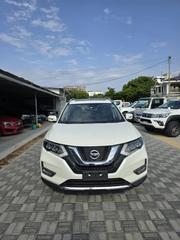 Nissan X-Trail 2018 White for sale