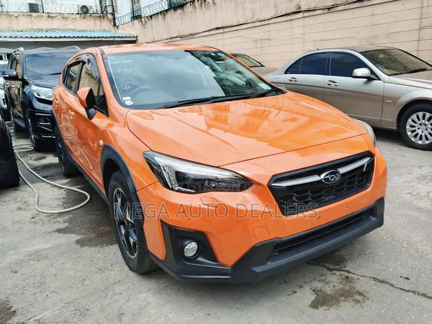 Subaru XV 2018 Orange
