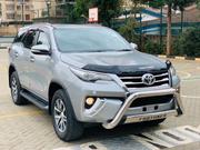 Toyota Fortuner 2.8 D AWD 2018 Silver for sale