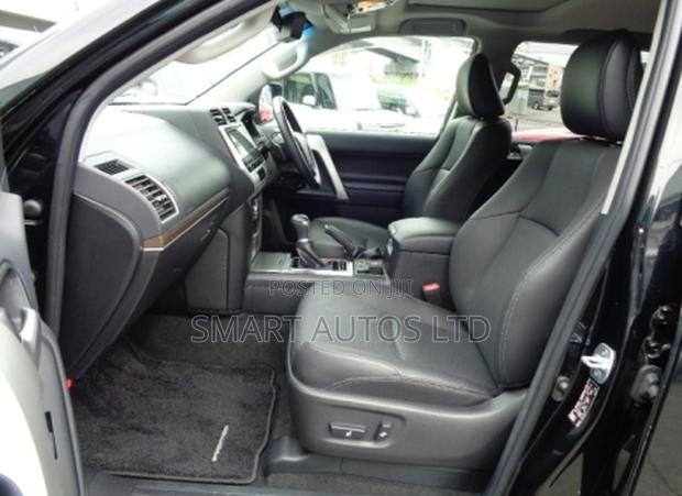 Toyota Land Cruiser Prado 2.8 2020 Matt Black