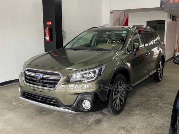 Subaru Outback 2018 Green