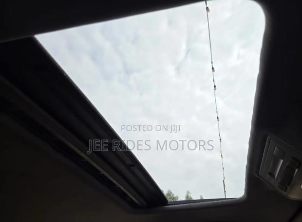 Volkswagen Touareg 2006 Gray