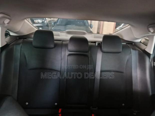 Honda Civic 2019 Red