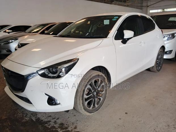 Mazda Demio 2018 White