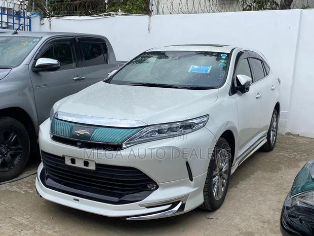 Toyota Harrier 2018 White