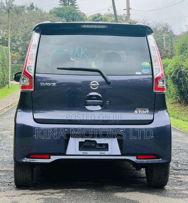 Nissan Dayz Highway Star G 2018 Purple