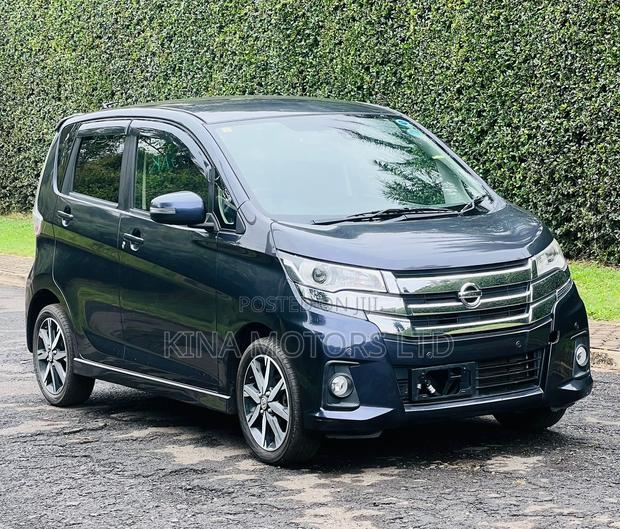 Nissan Dayz Highway Star G 2018 Purple